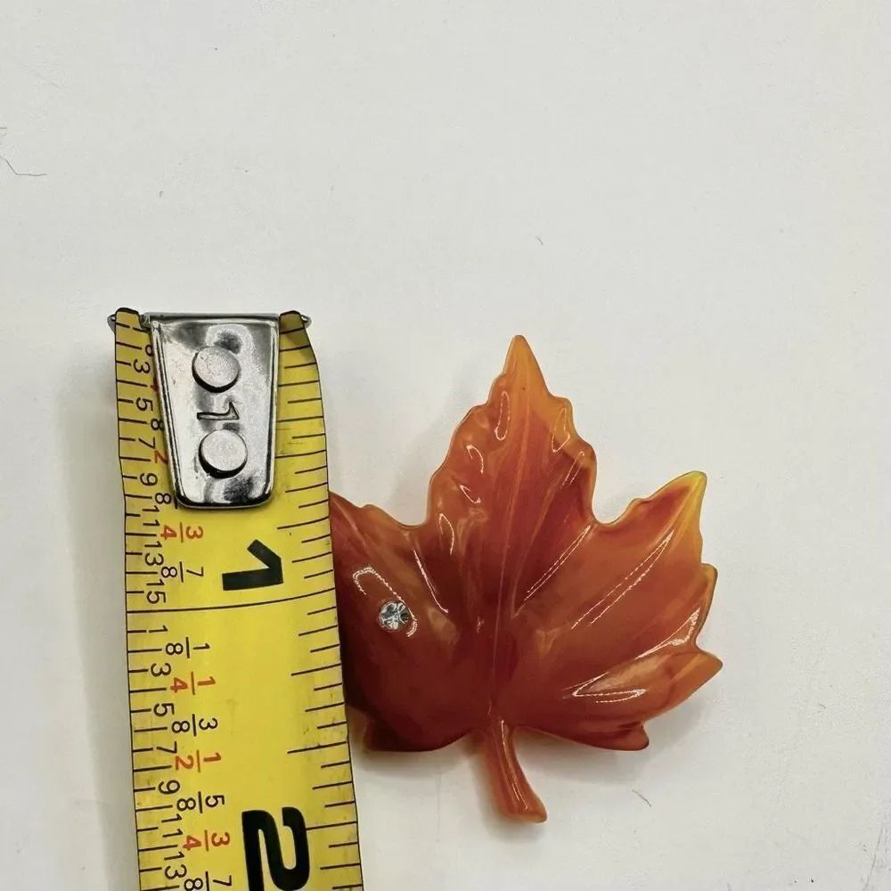 Avon vintage Dew Touch orange maple leaf brooch - Picture 7 of 7